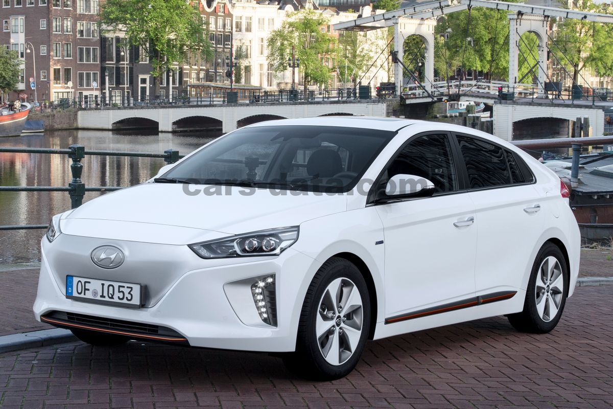 verantwoordelijkheid Dynamiek Shetland Hyundai Ioniq Electric images (1 of 21)