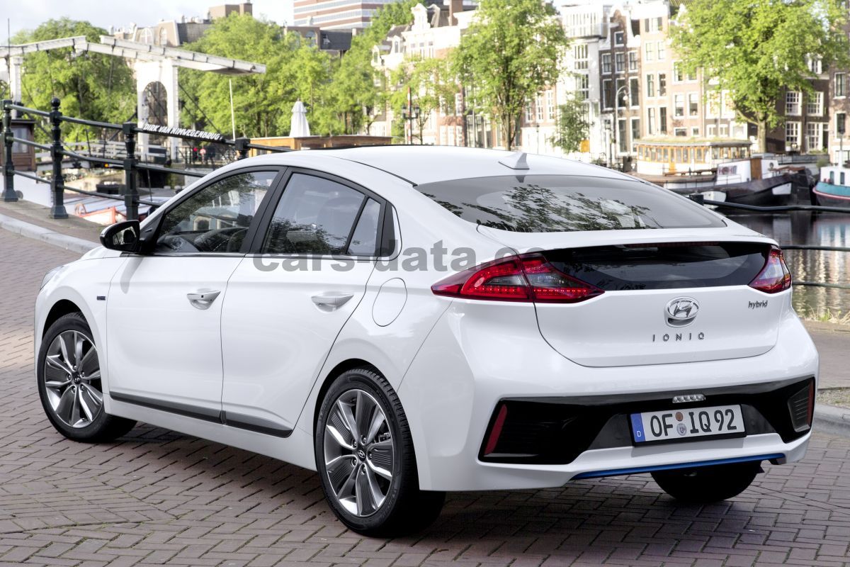 Hyundai Ioniq