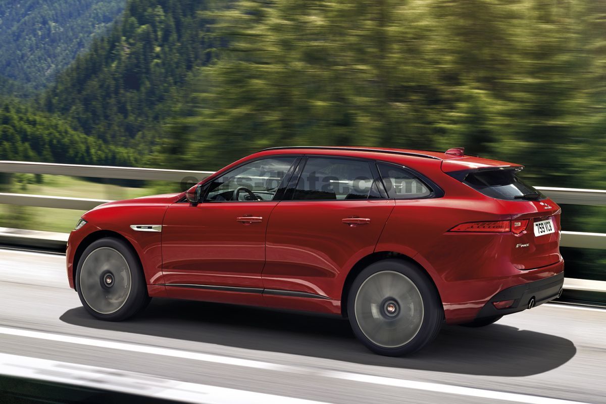 Jaguar F-Pace