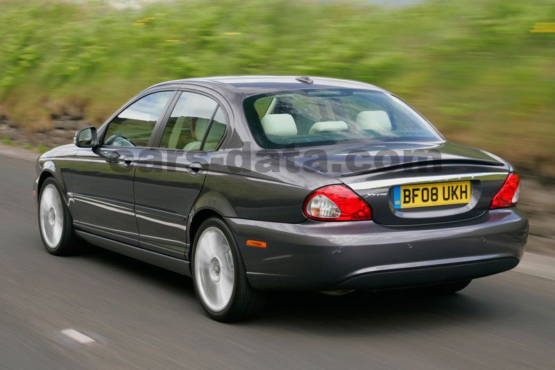 Jaguar X-Type