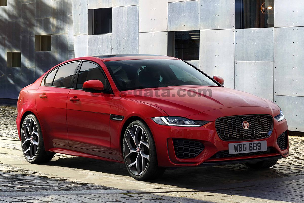 Jaguar XE