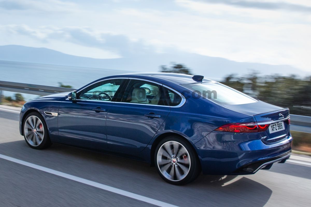 Jaguar XF