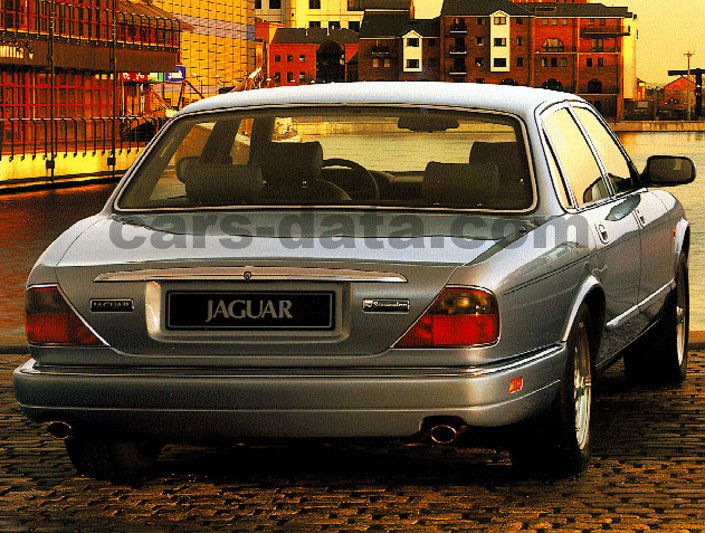 Jaguar XJ