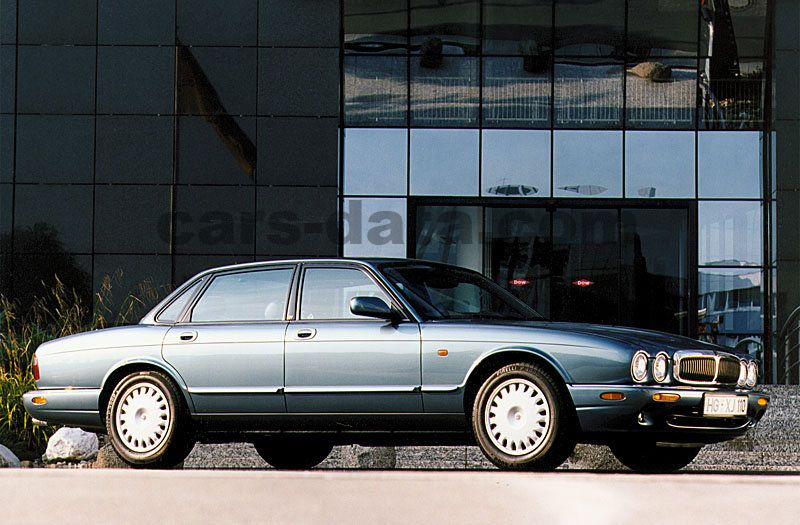 Jaguar XJ