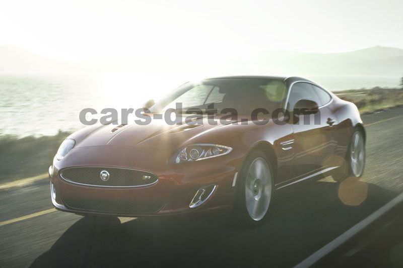 Jaguar XK Coupe