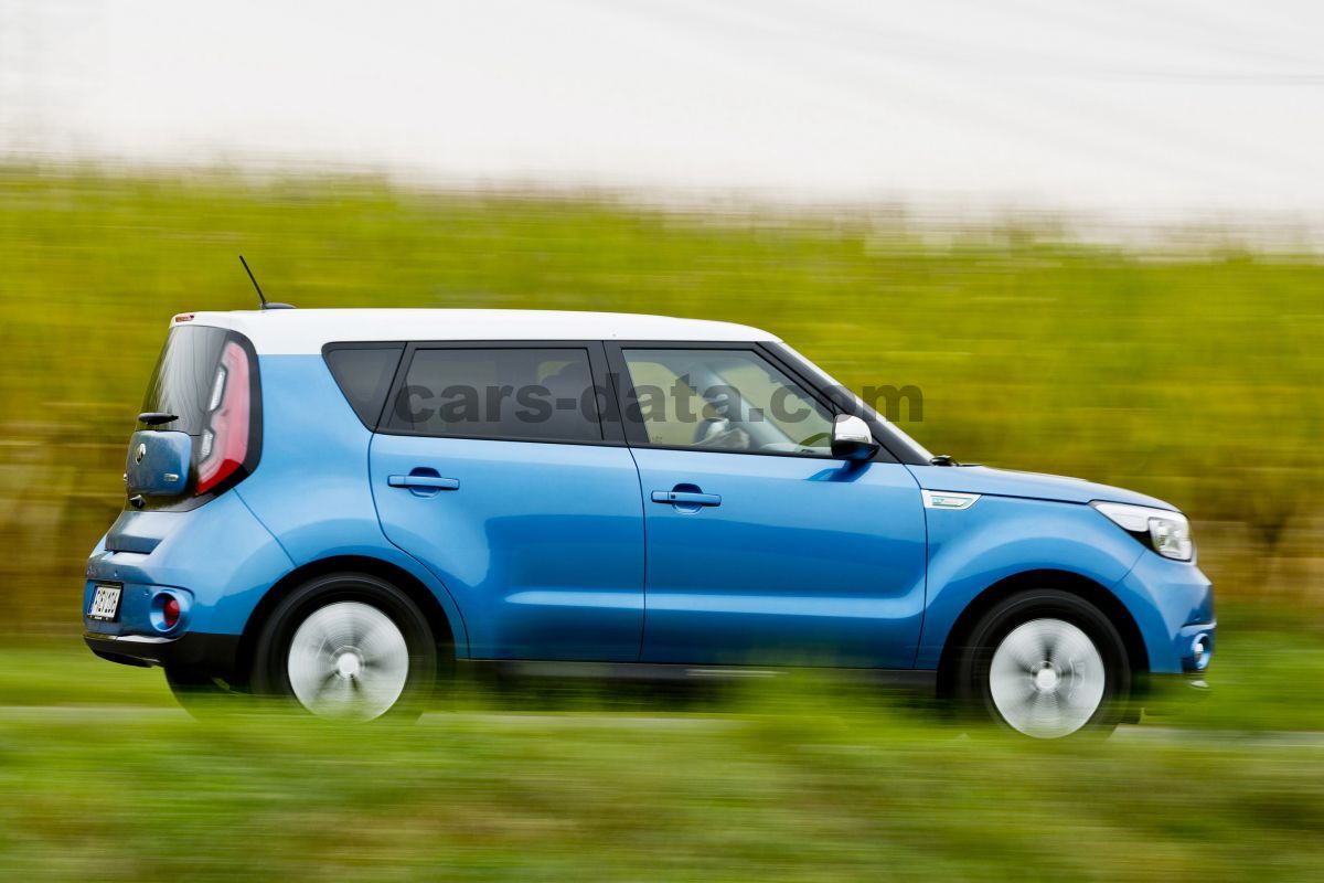 Kia soul зеленый