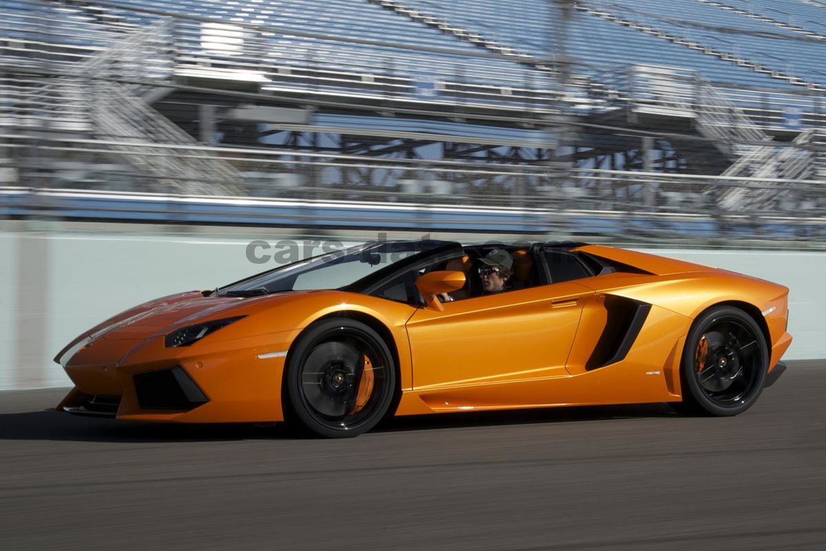 Lamborghini Aventador Roadster