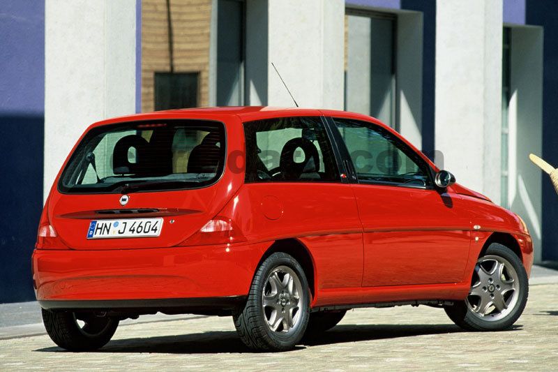 Lancia Ypsilon