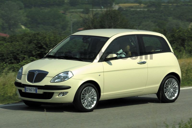 Lancia Ypsilon