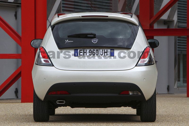 Lancia Ypsilon