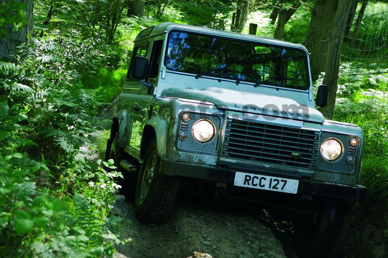 Land Rover Defender 90