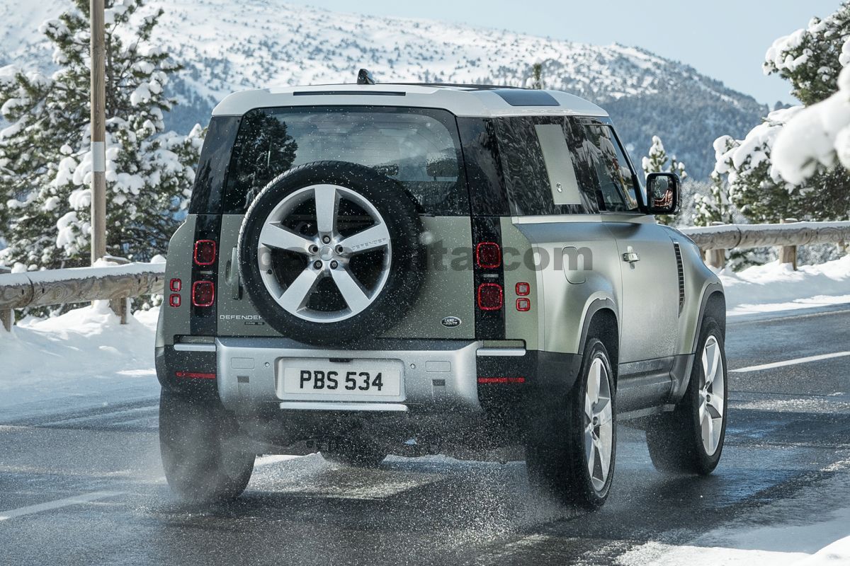 Land Rover Defender 90