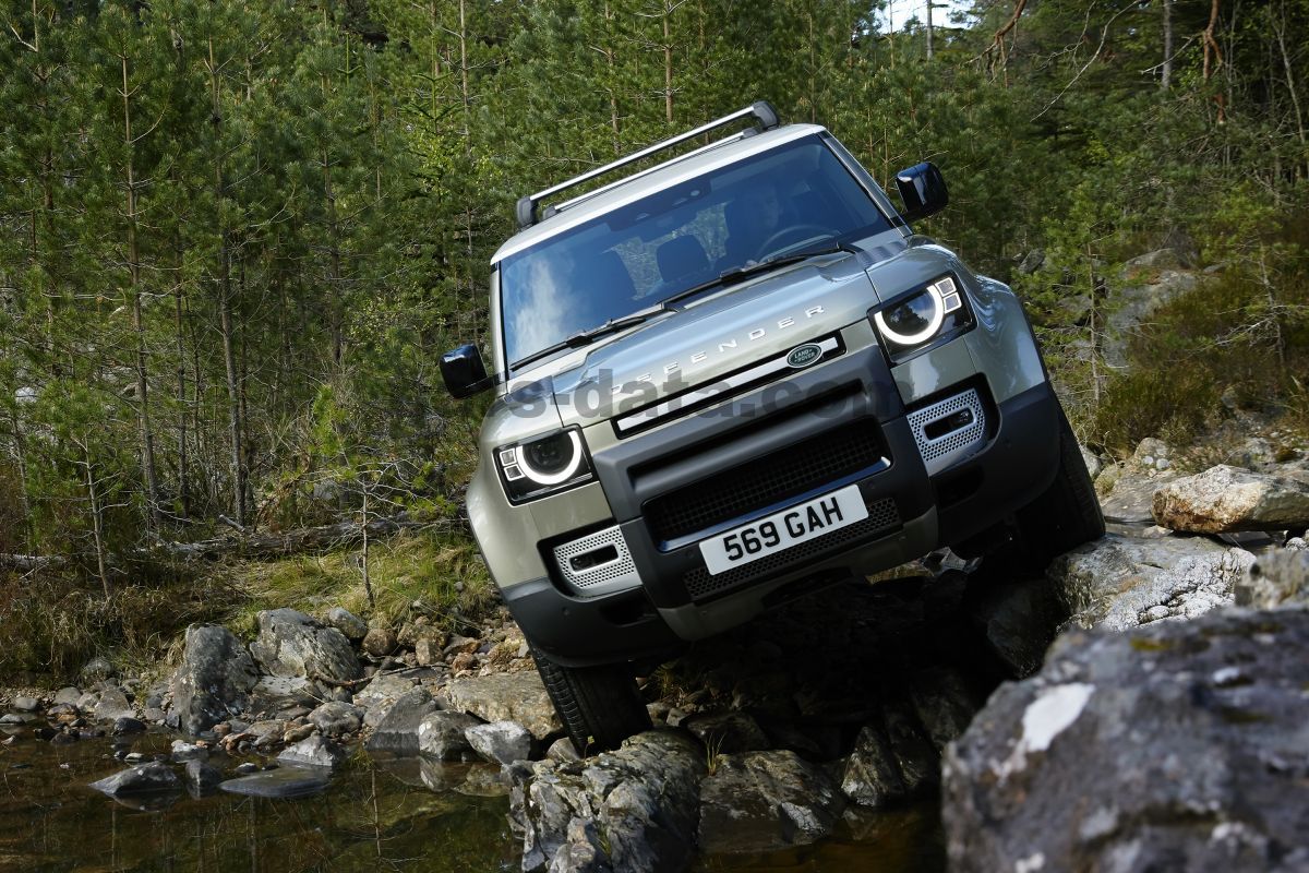 Land Rover Defender 90