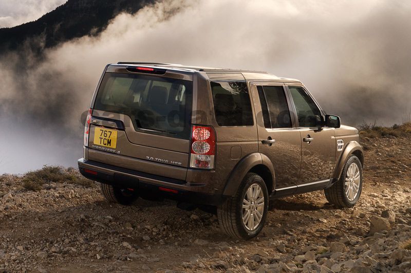 Land Rover Discovery Commercial