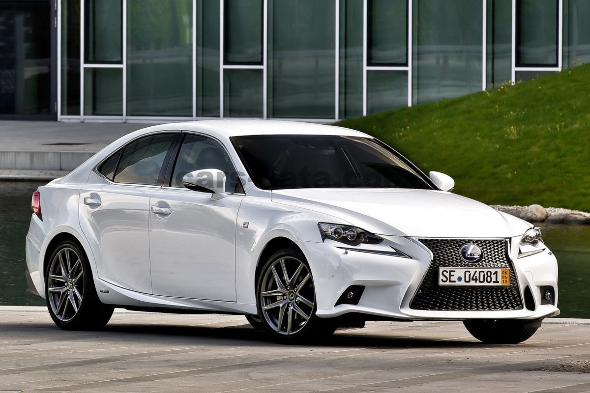 Lexus IS