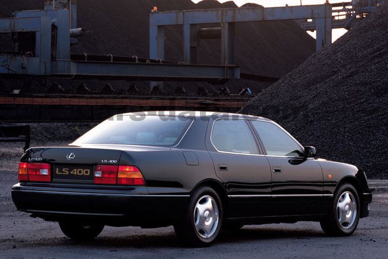 Lexus LS