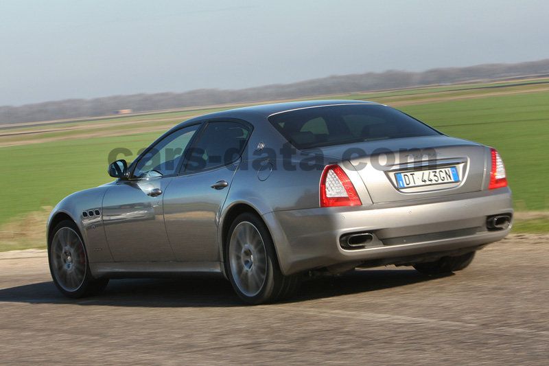 Maserati Quattroporte