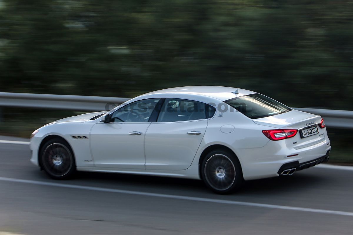 Maserati Quattroporte