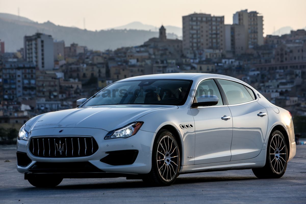 Maserati Quattroporte