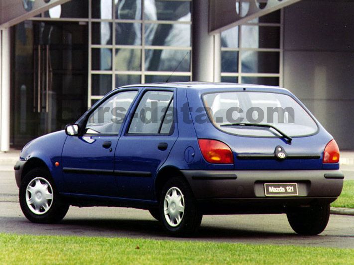 Mazda 121