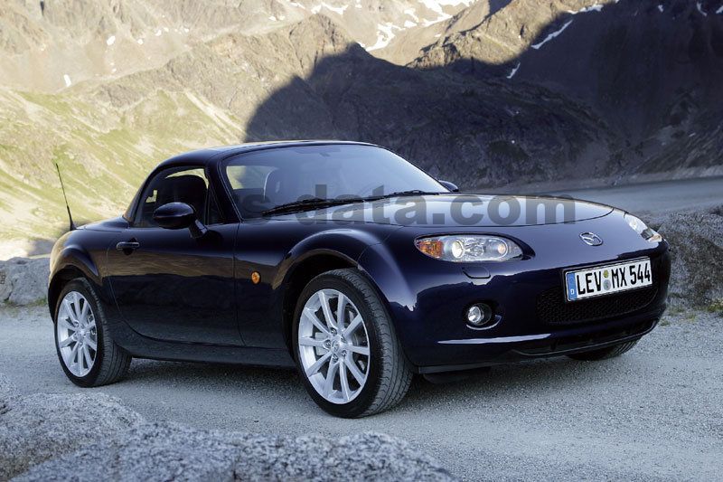 Mazda MX-5 Roadster Coupe