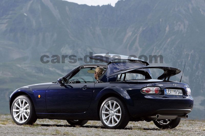 Mazda MX-5 Roadster Coupe