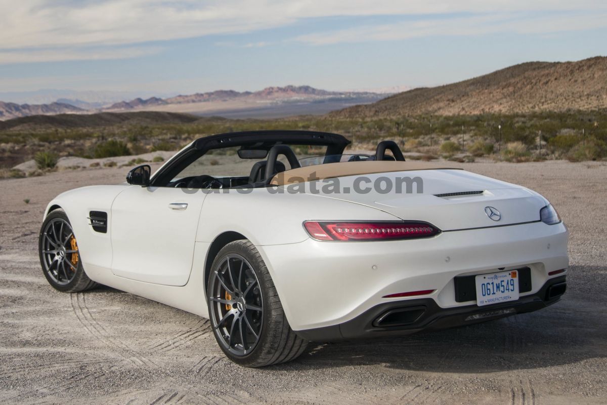 Mercedes-Benz AMG GT Roadster