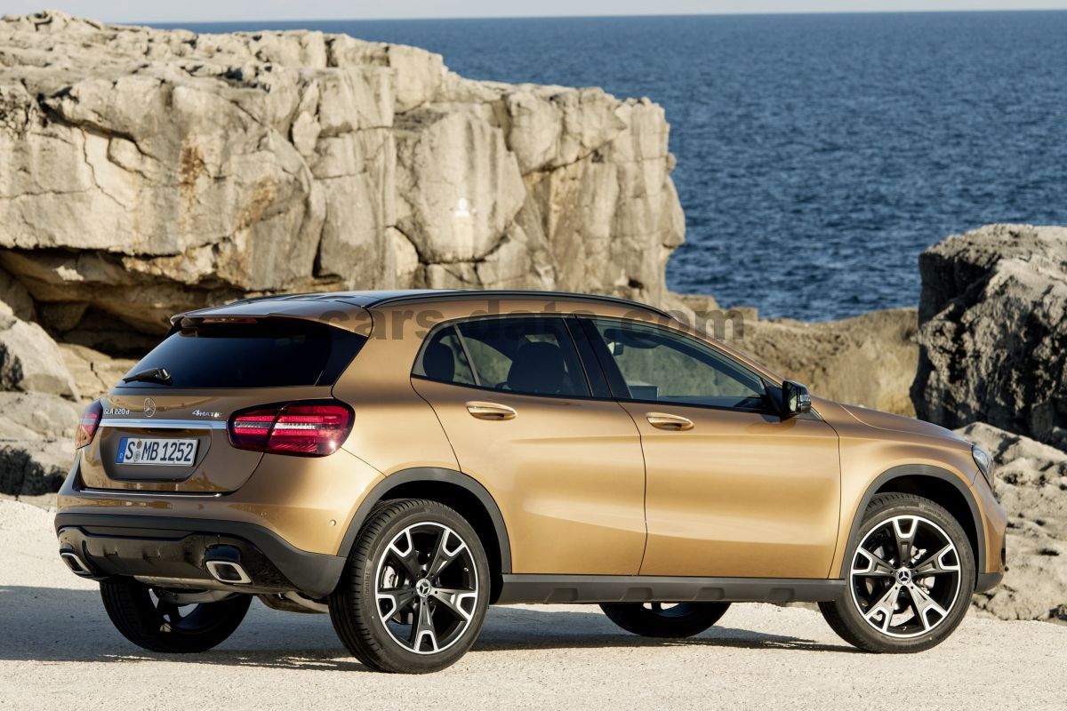 Mercedes-Benz GLA