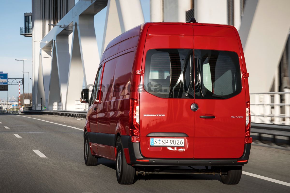 Mercedes-Benz Sprinter Tourer