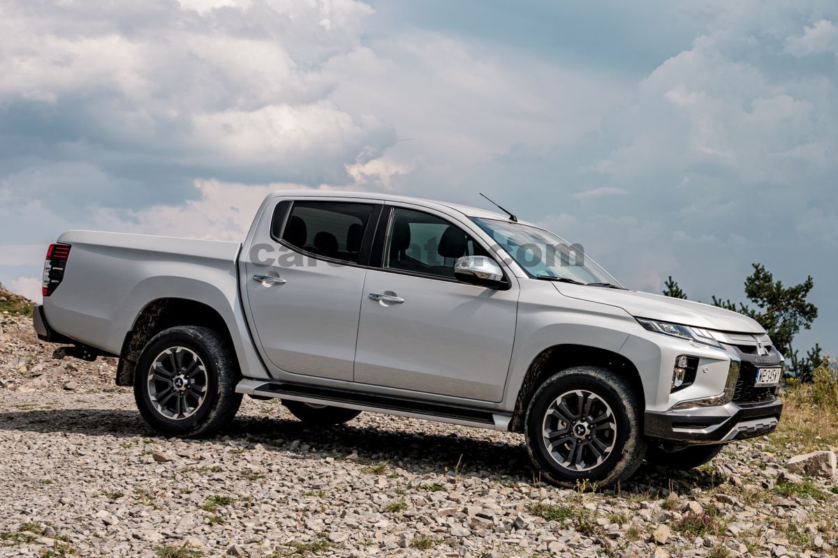 Mitsubishi L200 Double Cab