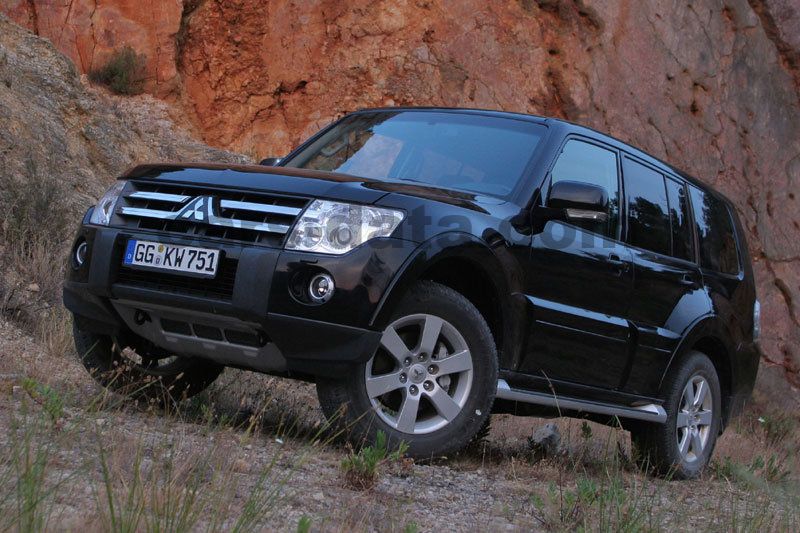 Mitsubishi Pajero LWB