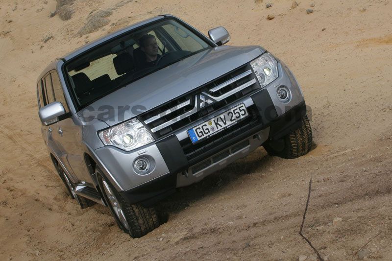 Mitsubishi Pajero LWB