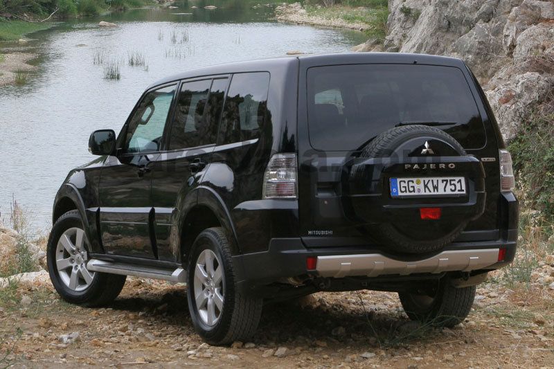 Mitsubishi Pajero LWB