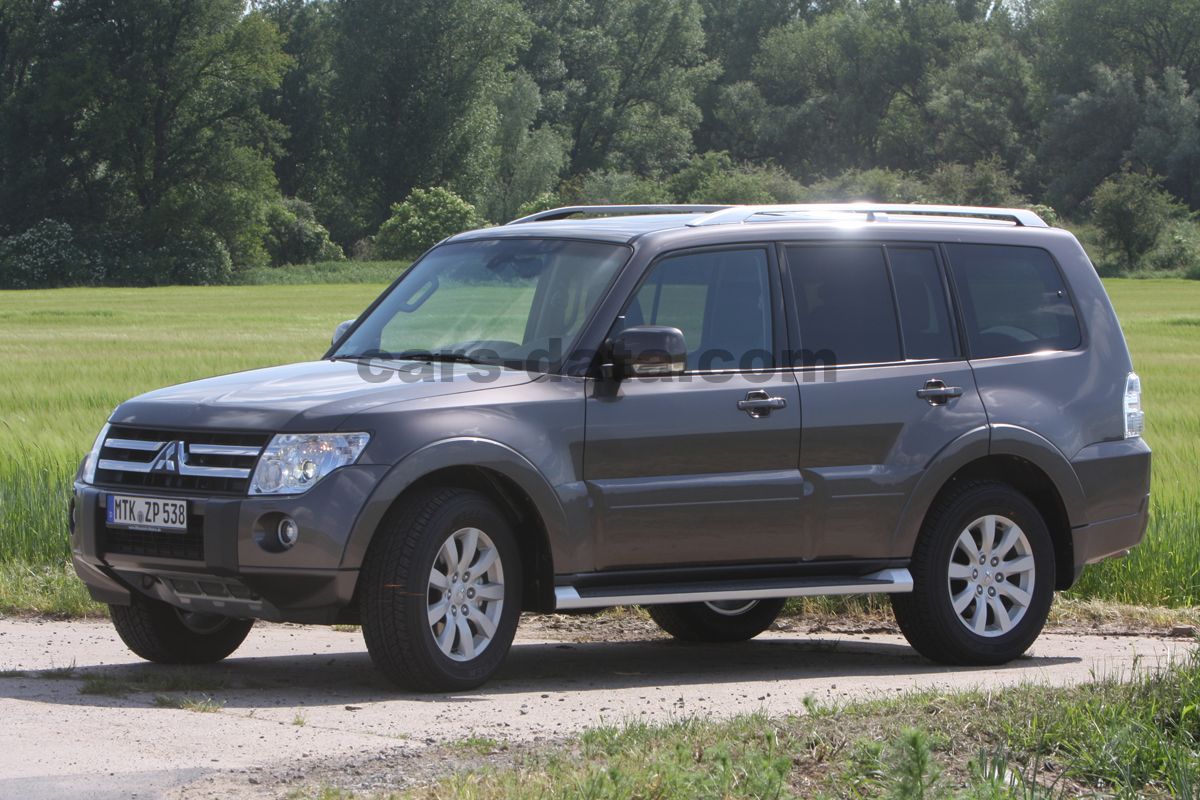 Длина mitsubishi pajero