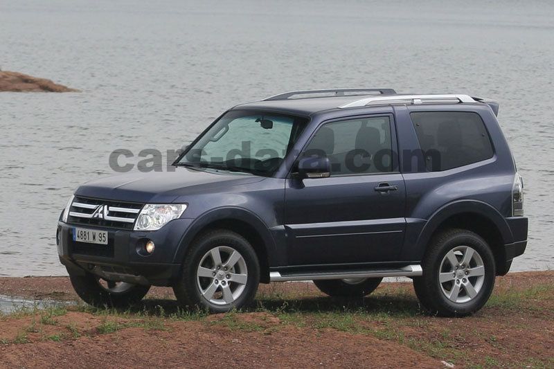 Mitsubishi Pajero SWB