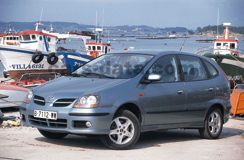 Nissan Almera Tino