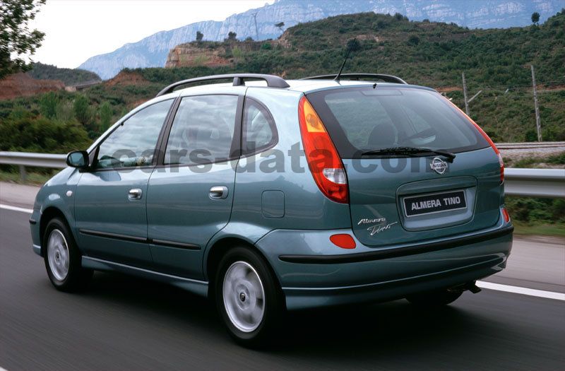 Nissan Almera Tino