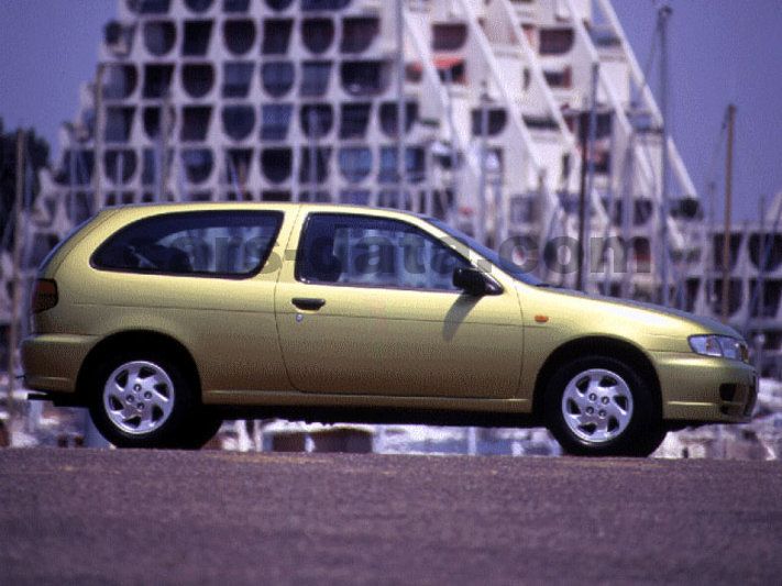 Nissan Almera