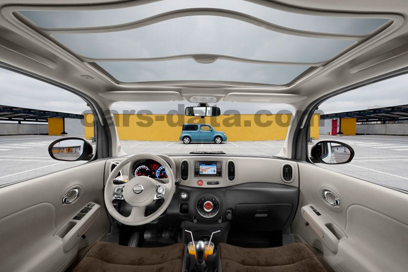 Nissan Cube 2010 Bilder 11 Von 23 Cars Data Com