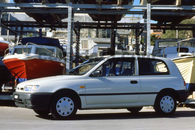 Nissan Sunny