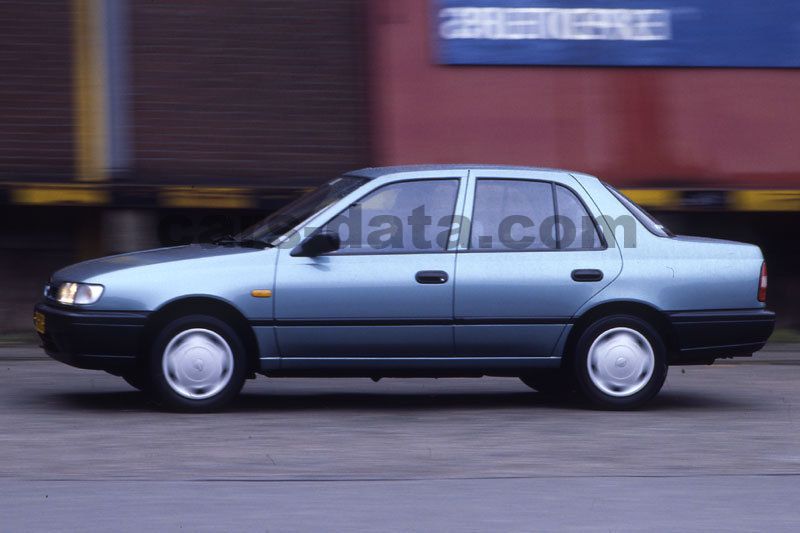 Nissan Sunny