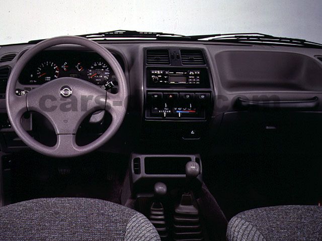 Nissan Terrano II