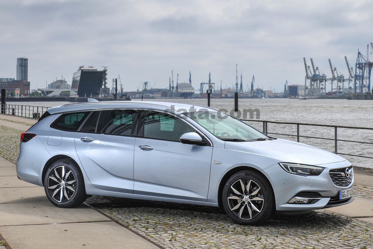 Opel Insignia Country Tourer