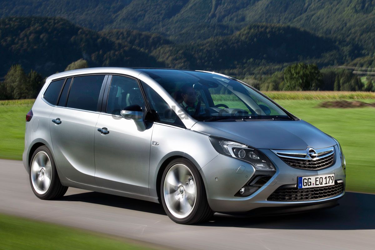 Opel zafira обзор