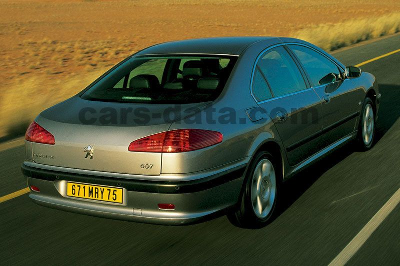 Peugeot 607