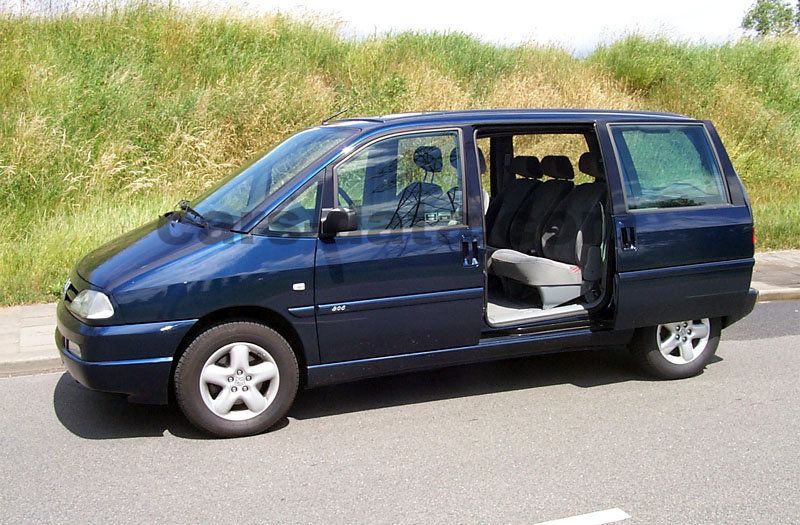 Peugeot 806