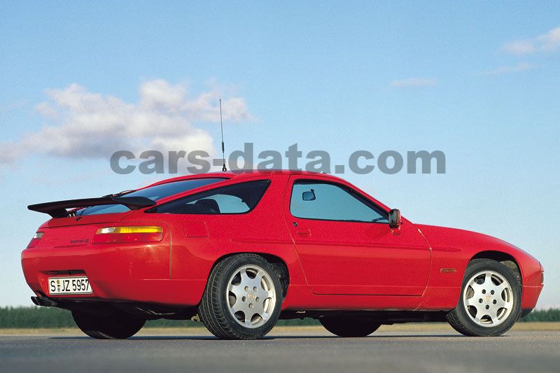 Porsche 928