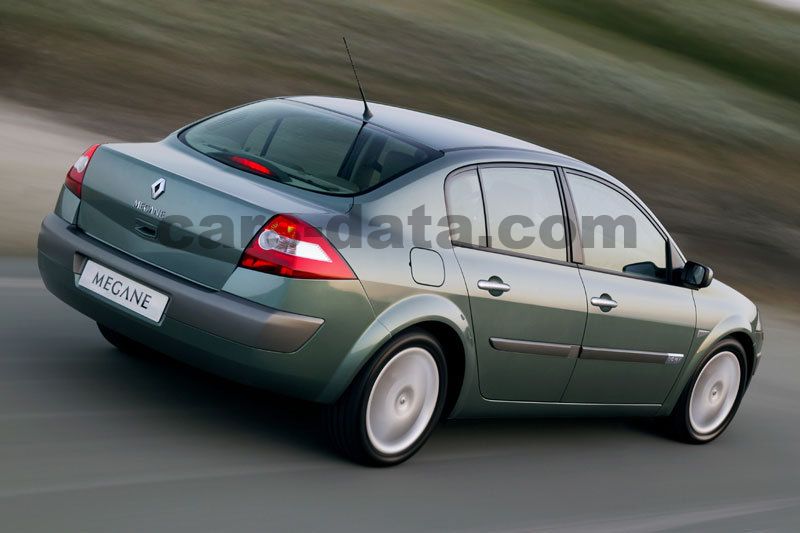 kwaadheid de vrije loop geven Graden Celsius het beleid Renault Megane Sedan images (9 of 11)