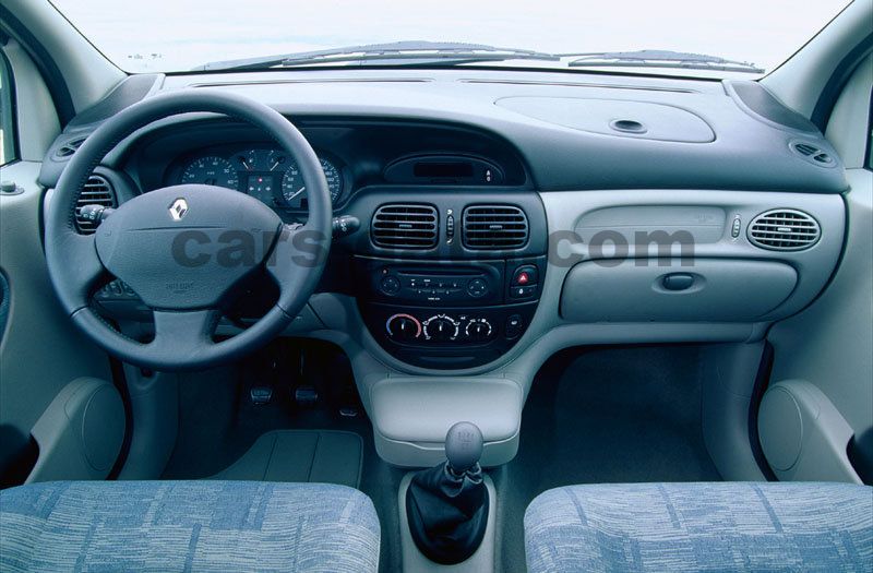 Renault Scenic RX4