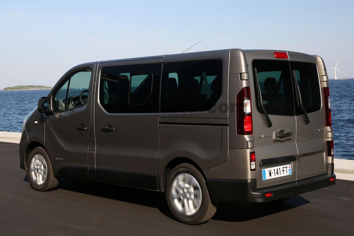 Renault Trafic Passenger